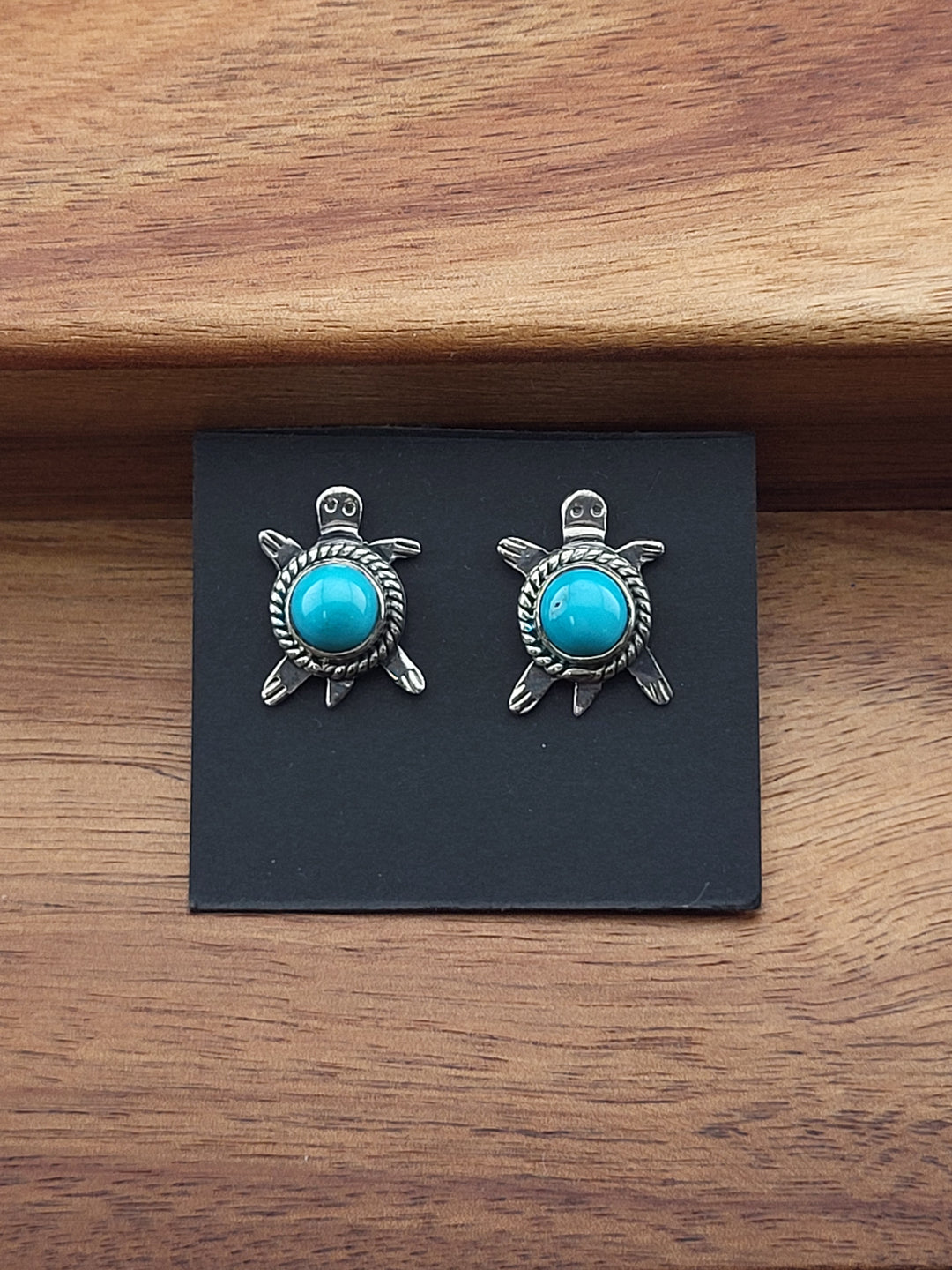 925 Sterling Silver Turquoise Turtle Post back Earrings