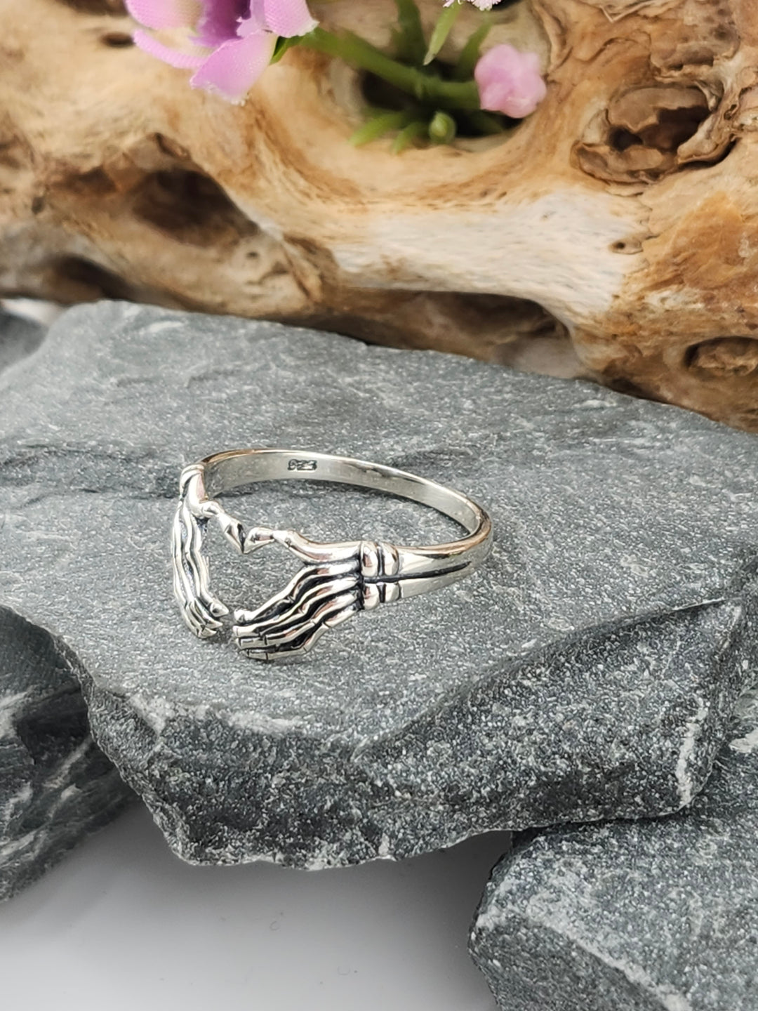 Skeleton Hand Heart Ring Size 9.25