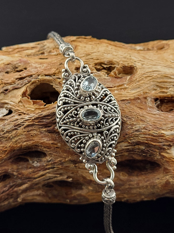 Bali 925 Sterling Silver Topaz Adjustable Bracelet