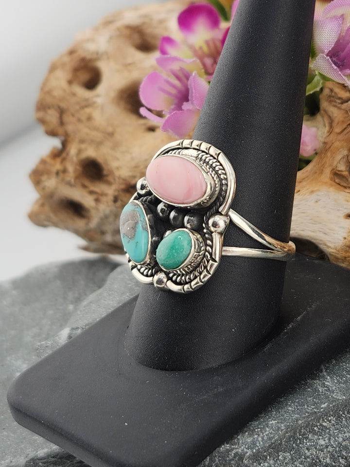 Southwest Queen Conch and Turquoise Ring Size 10