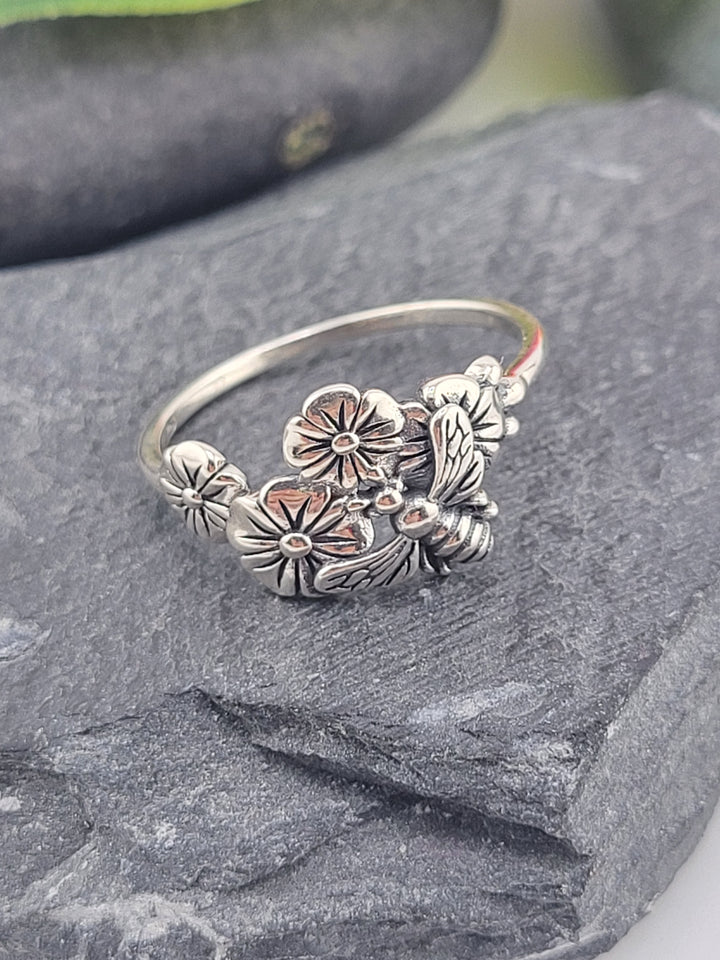 Silver Bee and Floral Ring - Size 8