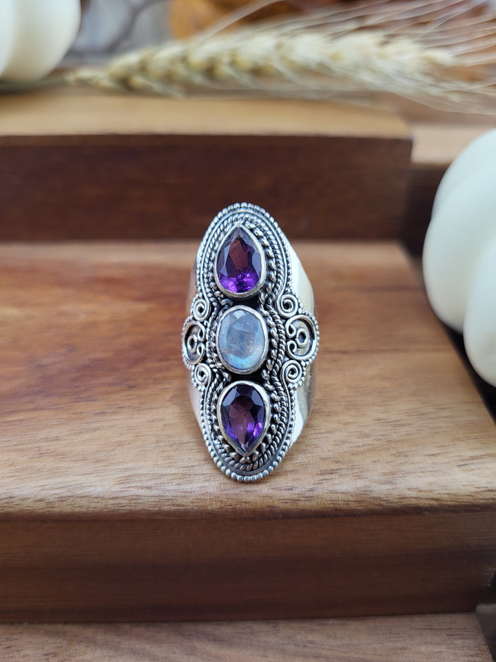 925 Sterling Silver 3 Stone Amethyst & Moonstone Ring Size 8