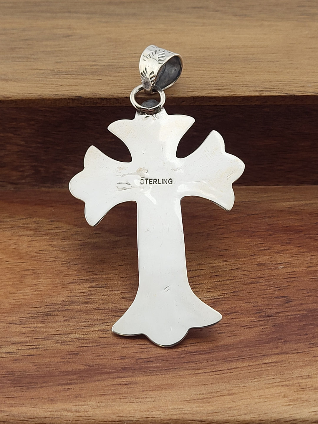 925 Sterling Silver Spiny Oyster Cross Pendant