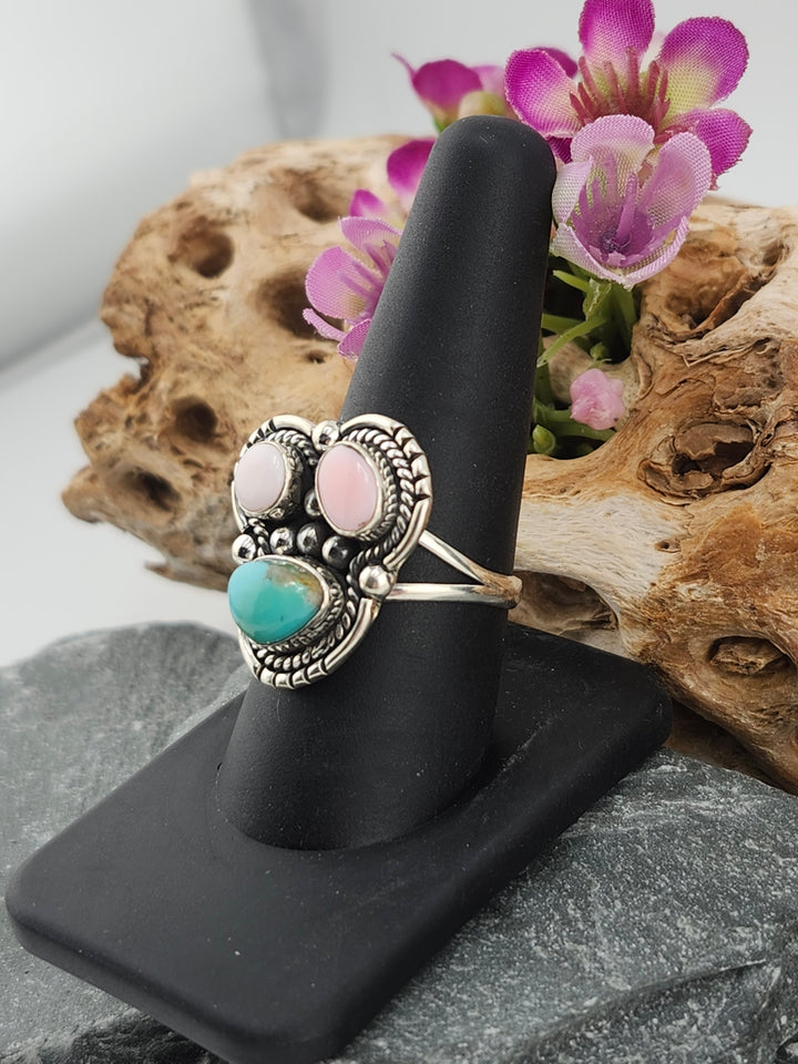 Southwest Queen Conch and Turquoise Ring Size 9.5