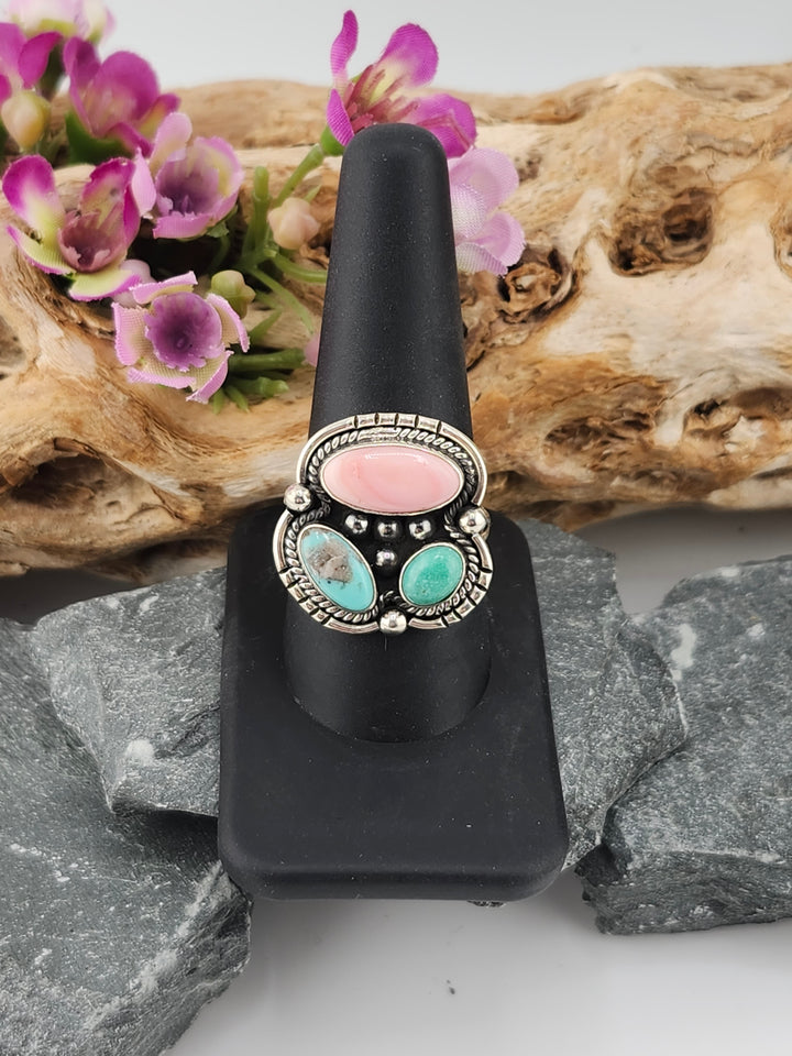 Southwest Queen Conch and Turquoise Ring Size 10