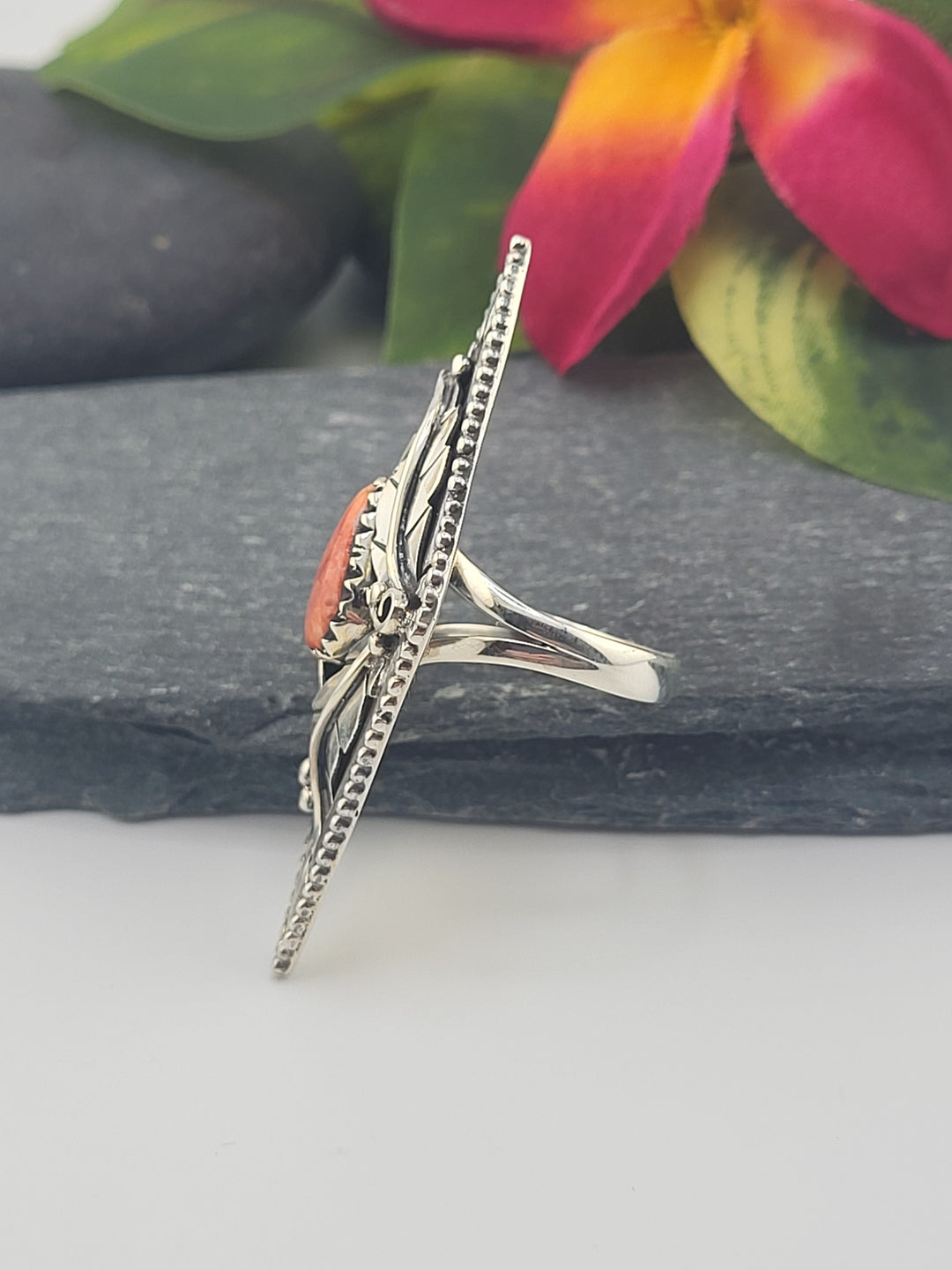 Spiny Oyster Floral Ring