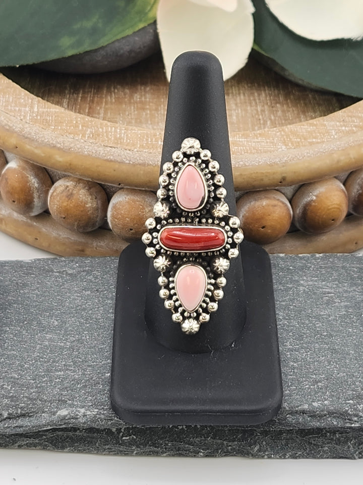 Southwest Queen Conch and Italian Coral Ring Size 9