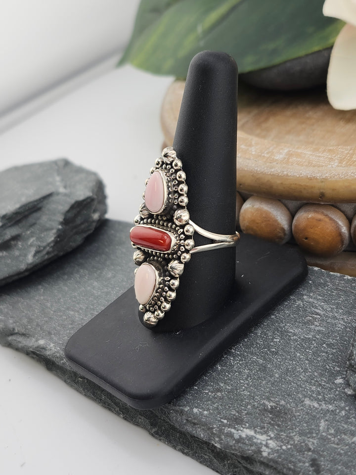 Southwest Queen Conch and Italian Coral Ring Size 9 3/4